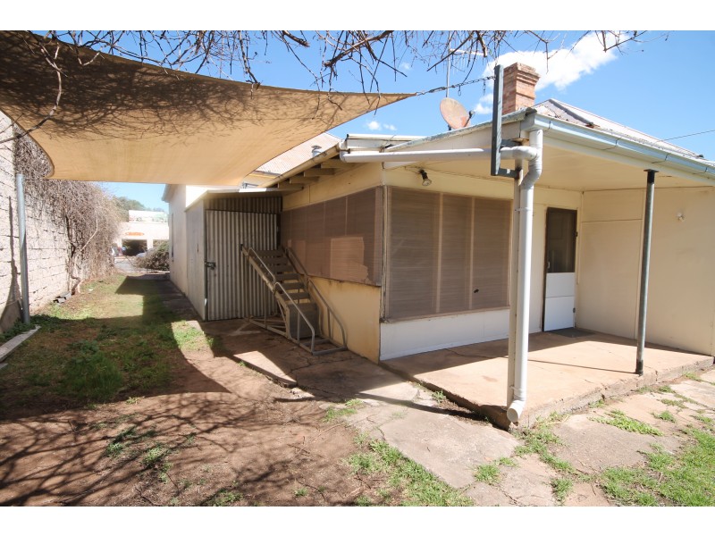 110 Bettington Street, Merriwa NSW 2329