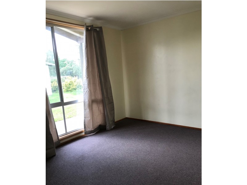 1/2/3/ 51/and 51  Blaxland Street, Merriwa NSW 2329