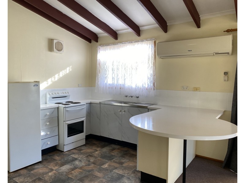 2/51 Blaxland Street, Merriwa NSW 2329