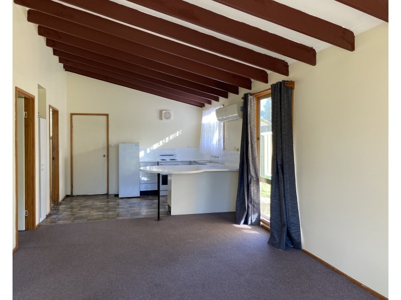 2/51 Blaxland Street, Merriwa NSW 2329