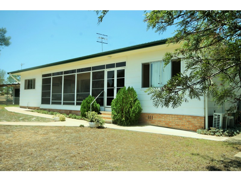 22 HALL ROAD, Merriwa NSW 2329