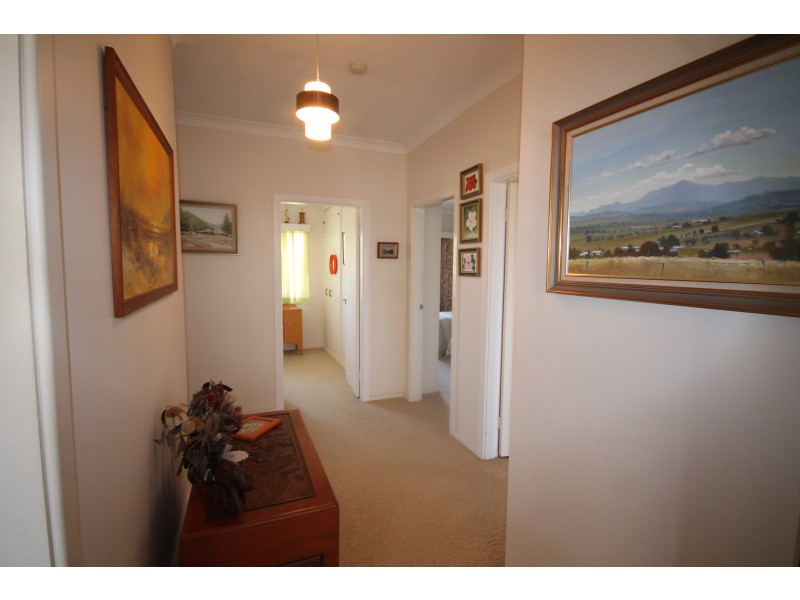 22 HALL ROAD, Merriwa NSW 2329