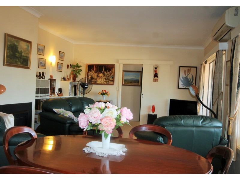 22 HALL ROAD, Merriwa NSW 2329