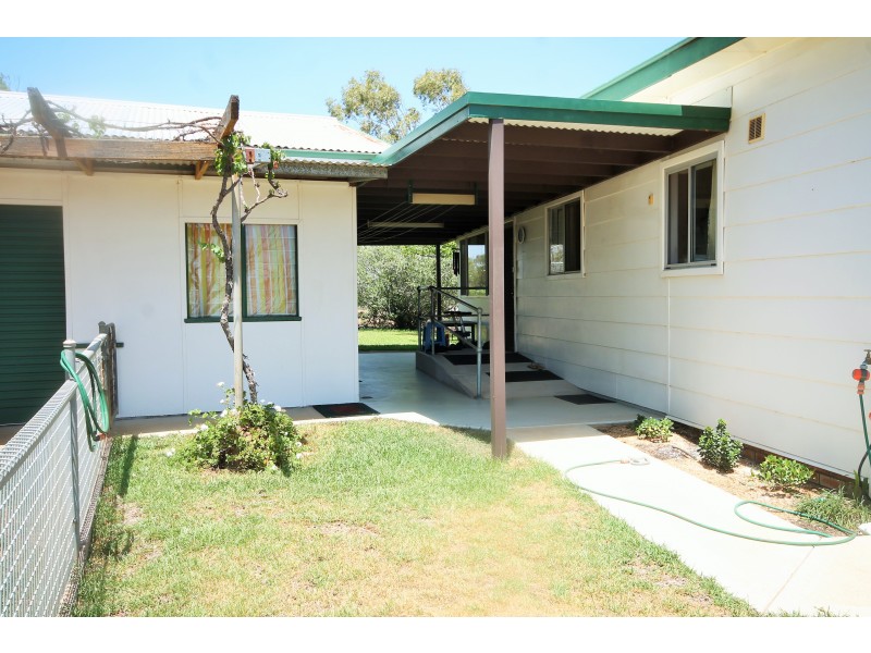 22 HALL ROAD, Merriwa NSW 2329