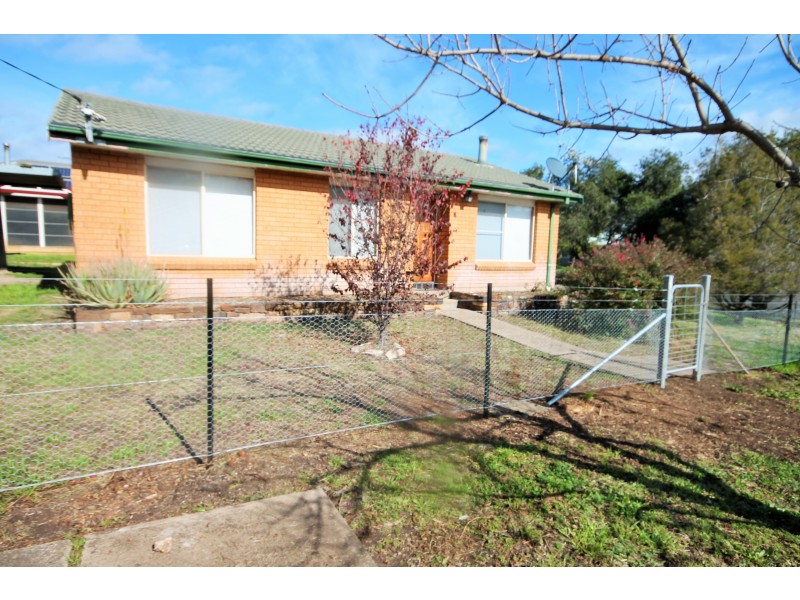 75 Vennacher Street, Merriwa NSW 2329