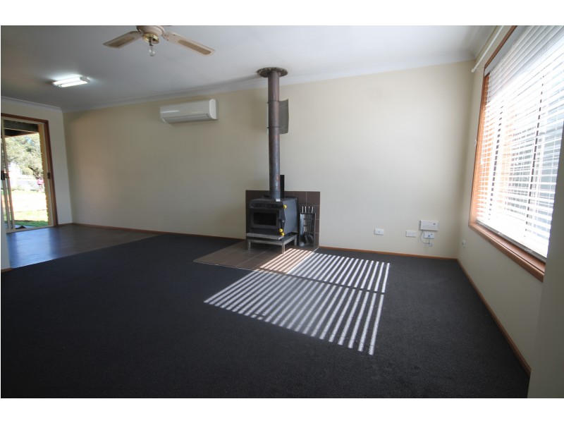 75 Vennacher Street, Merriwa NSW 2329