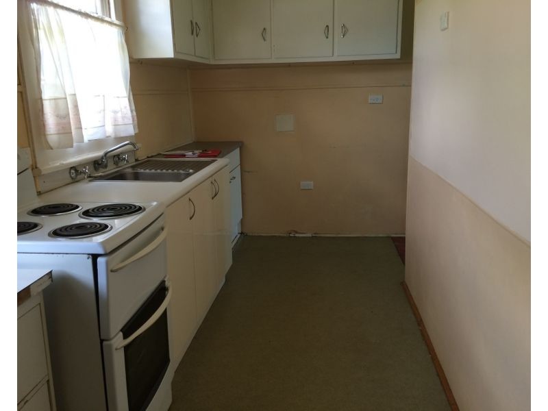 13 Gooch Street, Merriwa NSW 2329