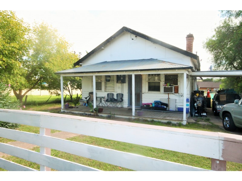 74 MACKENZIE STREET, Merriwa NSW 2329