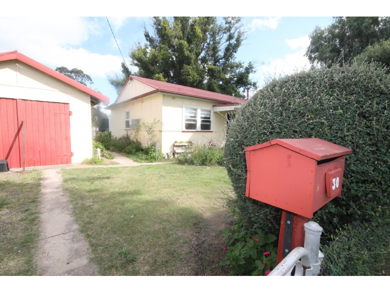 30 BRISBANE STREET, Merriwa NSW 2329