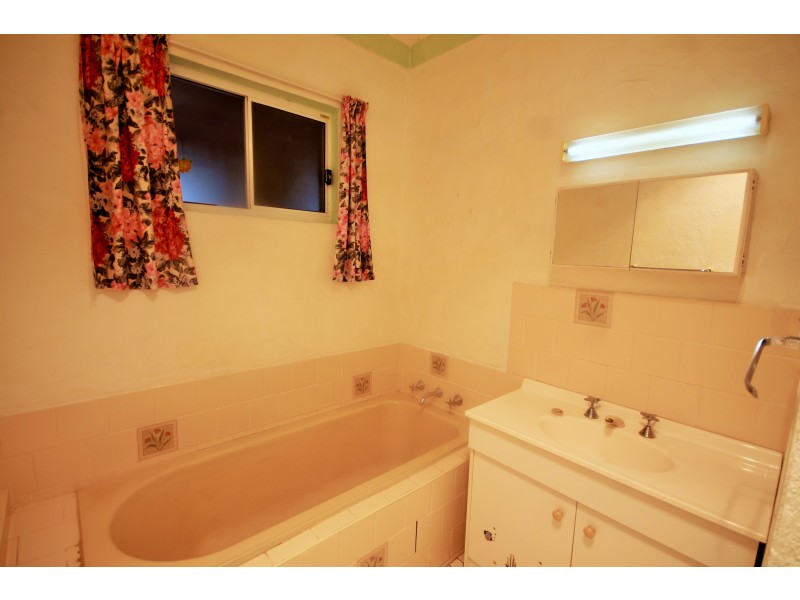 25-27 GOOCH STREET, Merriwa NSW 2329