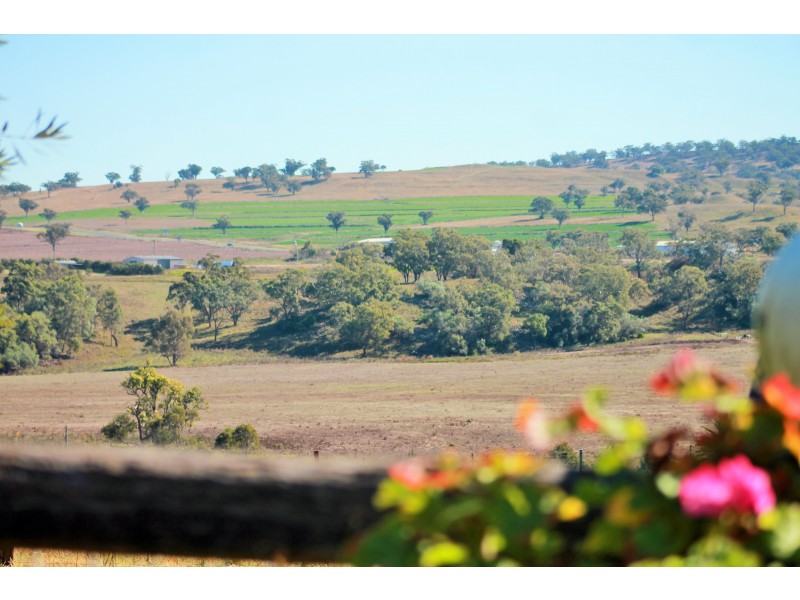 25-27 GOOCH STREET, Merriwa NSW 2329