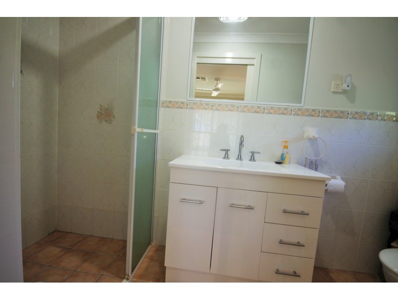 12 Collins Street, Merriwa NSW 2329