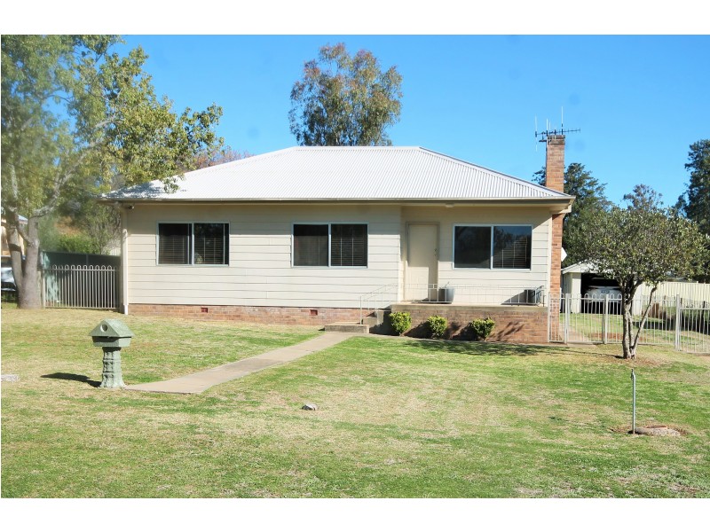 13 CULLINGRAL STREET, Merriwa NSW 2329