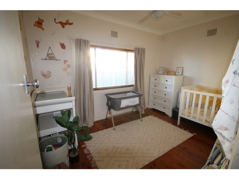 13 CULLINGRAL STREET, Merriwa NSW 2329