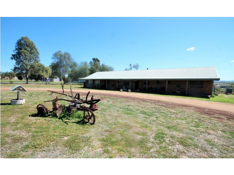 38 HALL ROAD, Merriwa NSW 2329