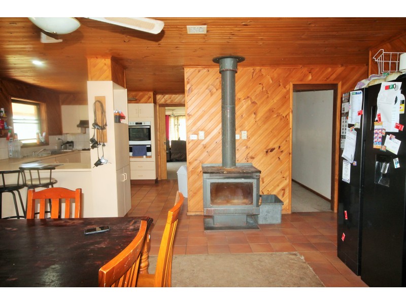 38 HALL ROAD, Merriwa NSW 2329