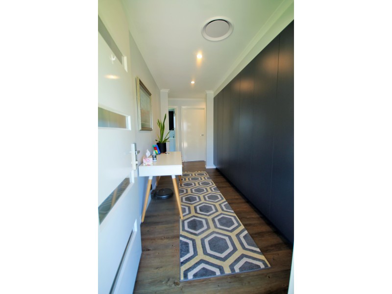 2 John Street, Merriwa NSW 2329