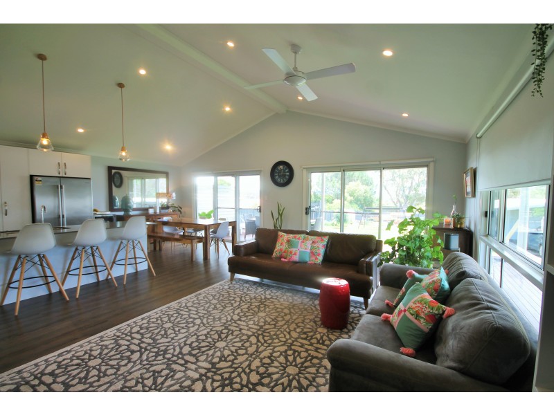 2 John Street, Merriwa NSW 2329