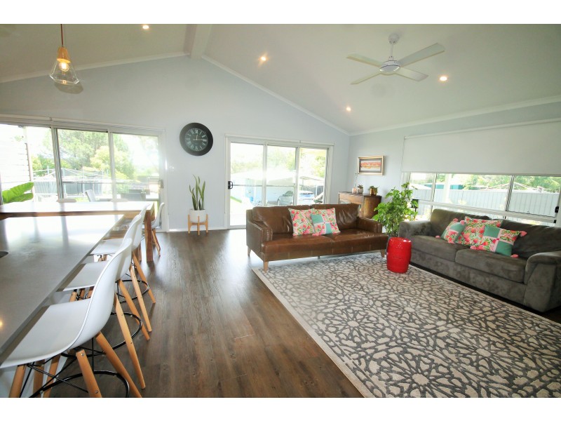 2 John Street, Merriwa NSW 2329