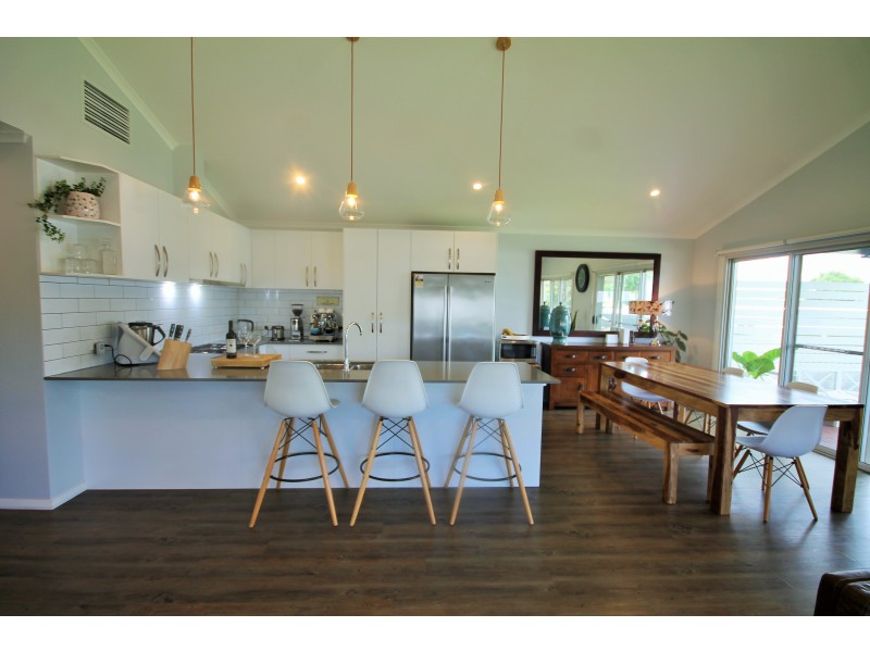 2 John Street, Merriwa NSW 2329