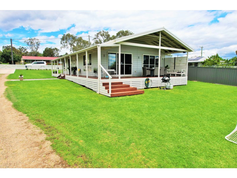 2 John Street, Merriwa NSW 2329
