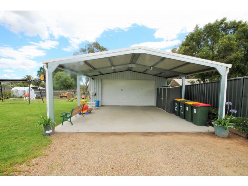 2 John Street, Merriwa NSW 2329