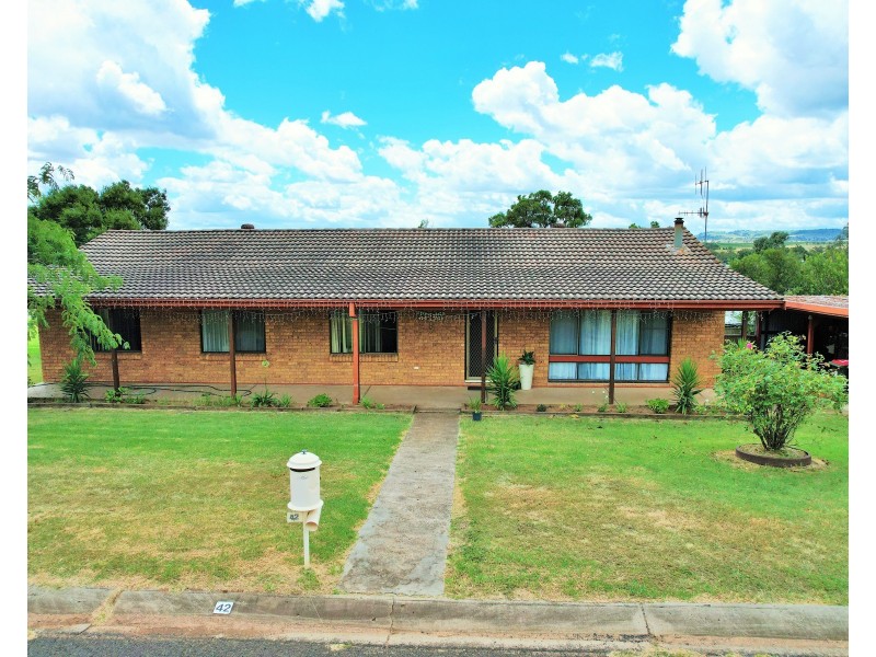 42 William Street, Merriwa NSW 2329