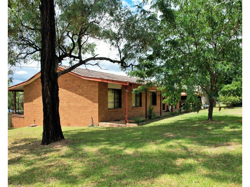 42 William Street, Merriwa NSW 2329