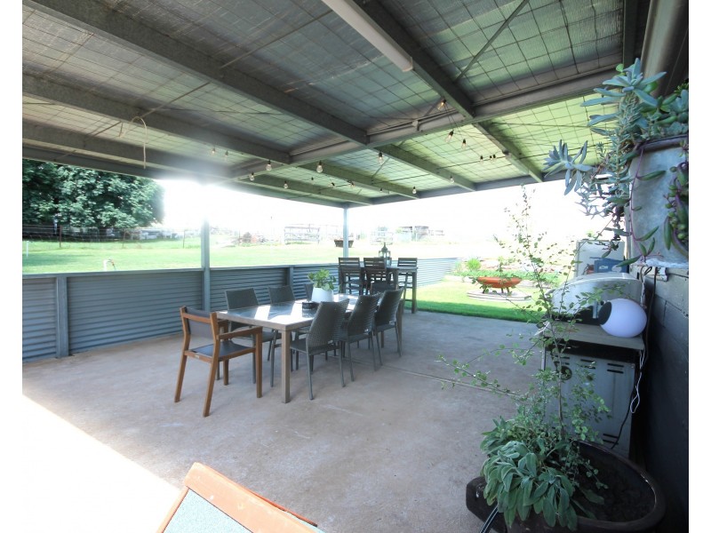 16 LAWLERS LANE, Merriwa NSW 2329