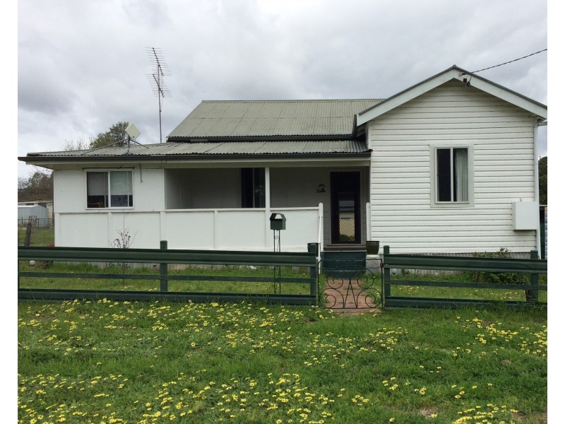 19 CULLINGRAL STREET, Merriwa NSW 2329