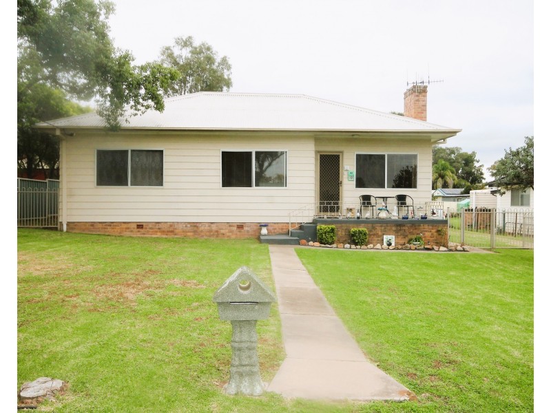 13 CULLINGRAL STREET, Merriwa NSW 2329