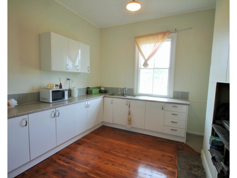 87 Bettington Street, Merriwa NSW 2329