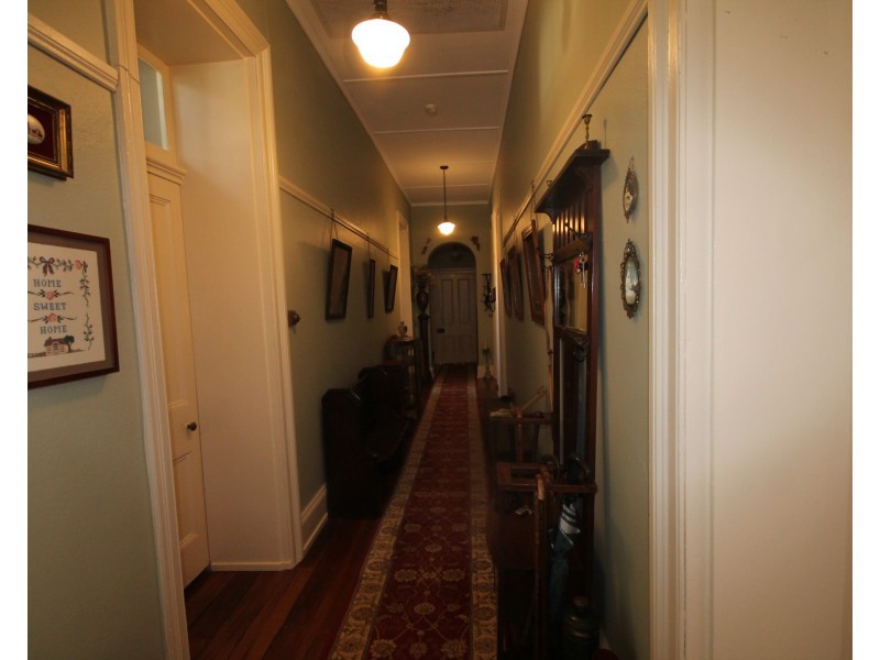 80-82 Bettington Street, Merriwa NSW 2329