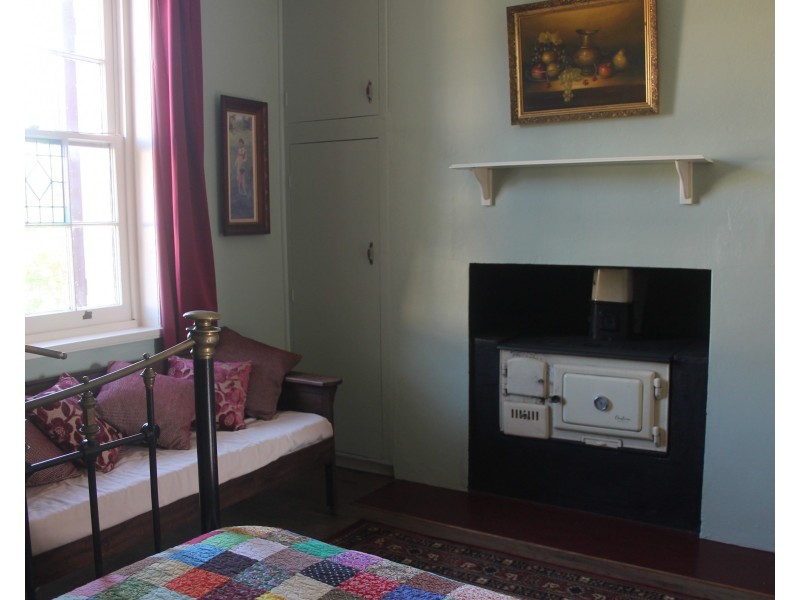 80-82 Bettington Street, Merriwa NSW 2329