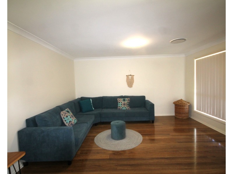 8 Scully Close, Merriwa NSW 2329