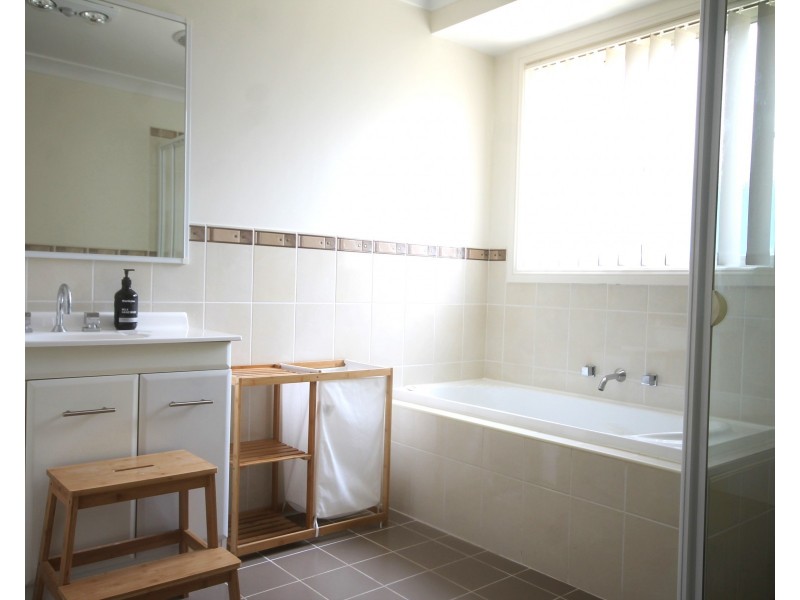 8 Scully Close, Merriwa NSW 2329