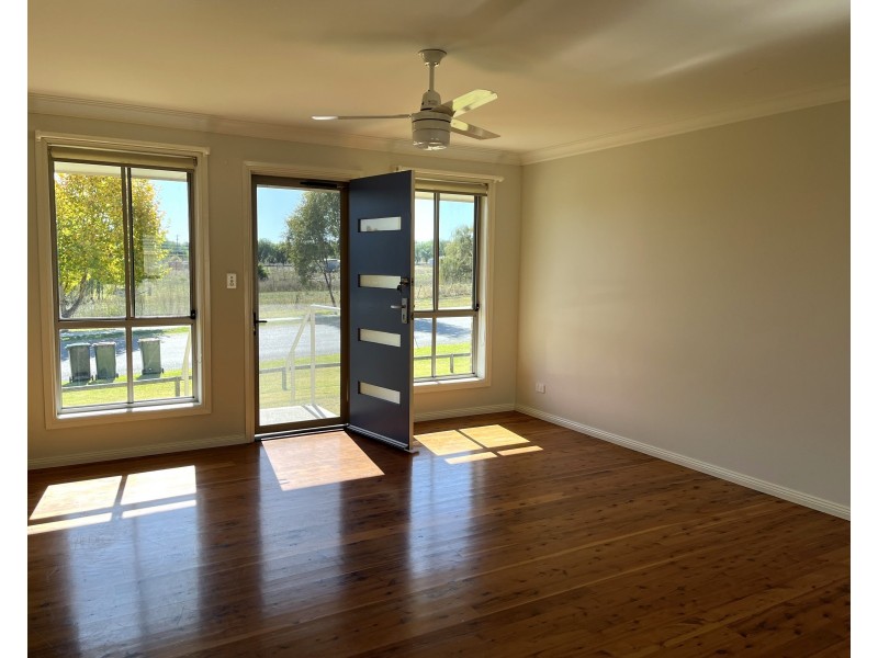 45 Blaxland Street, Merriwa NSW 2329