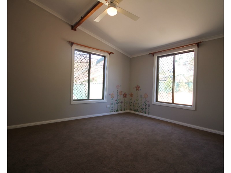 19 William Street, Merriwa NSW 2329