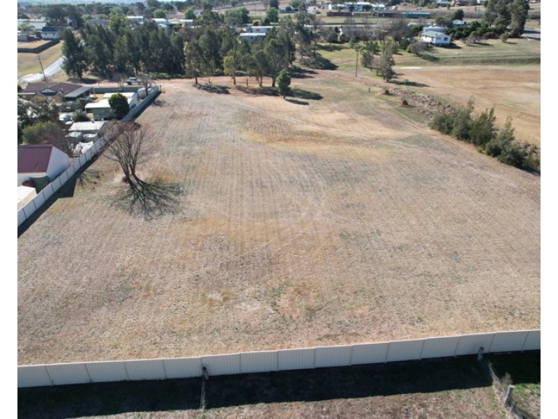 7 BLAXLAND STREET, Merriwa NSW 2329