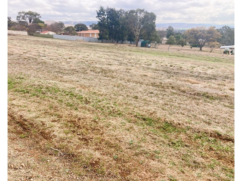 42 COLLINS STREET, Merriwa NSW 2329