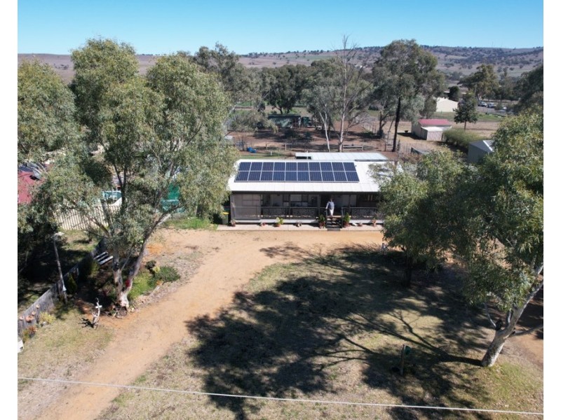 84 Vennacher Street, Merriwa NSW 2329