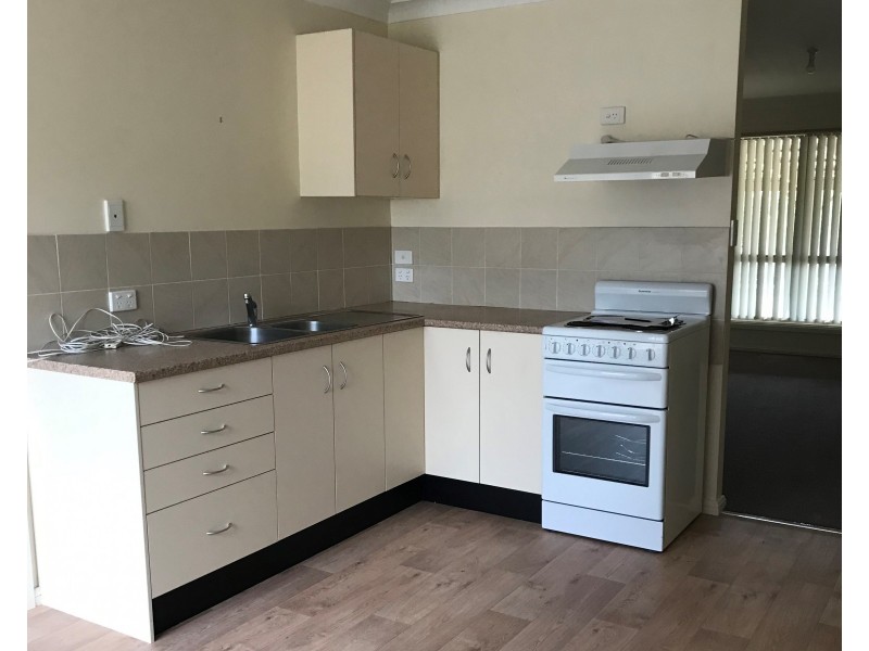 1&2 84 and /84 Mackenzie Street Merriwa, Merriwa NSW 2329