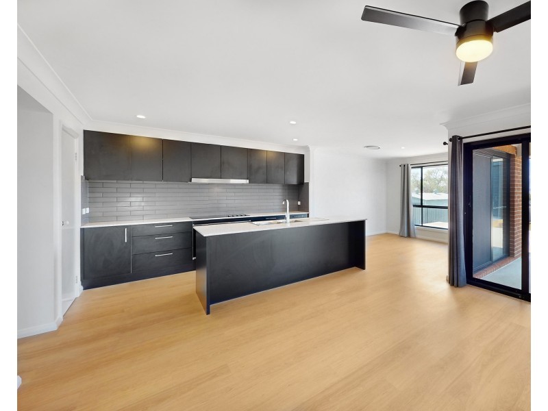 6 COLLINS STREET, Merriwa NSW 2329