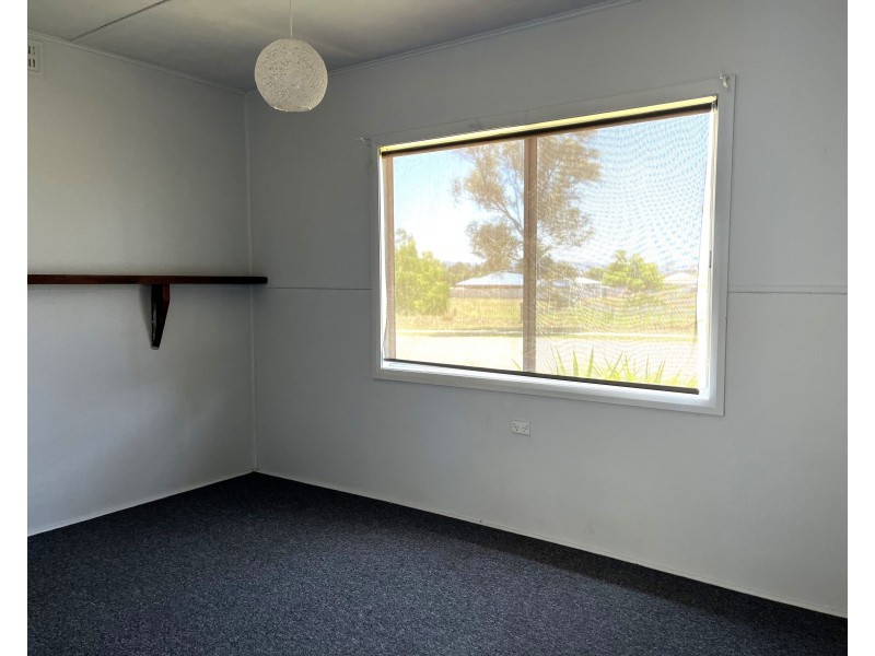 39 BLAXLAND STREET, Merriwa NSW 2329