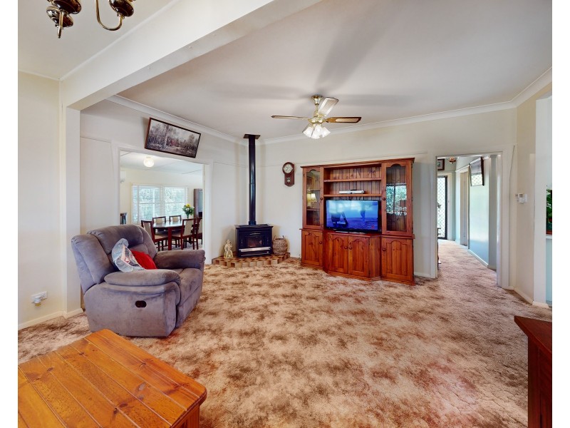 9 LANGLEY STREET, Merriwa NSW 2329