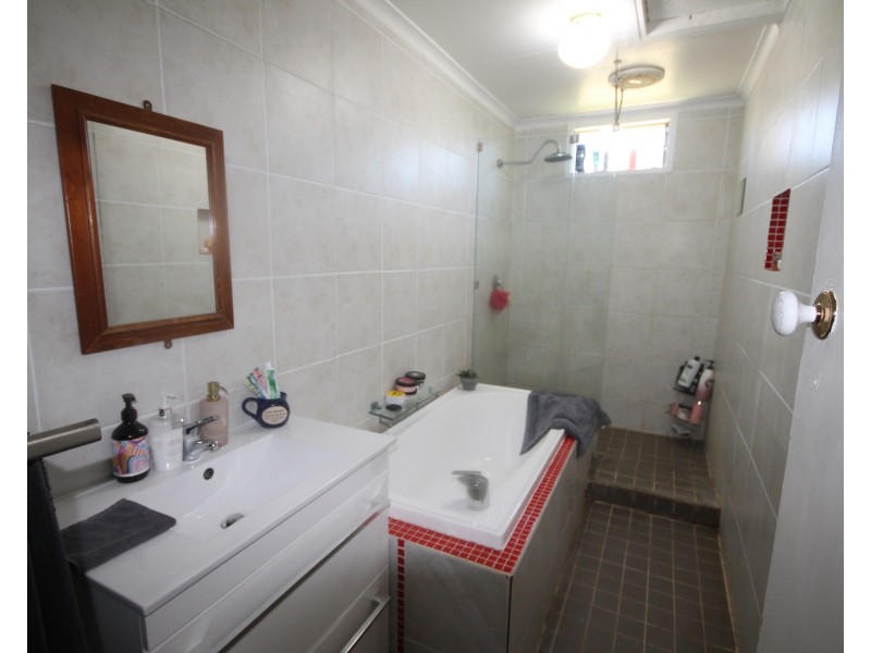 10 Langley Street, Merriwa NSW 2329