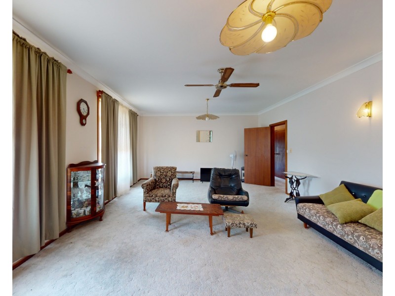 24B HALL ROAD, Merriwa NSW 2329