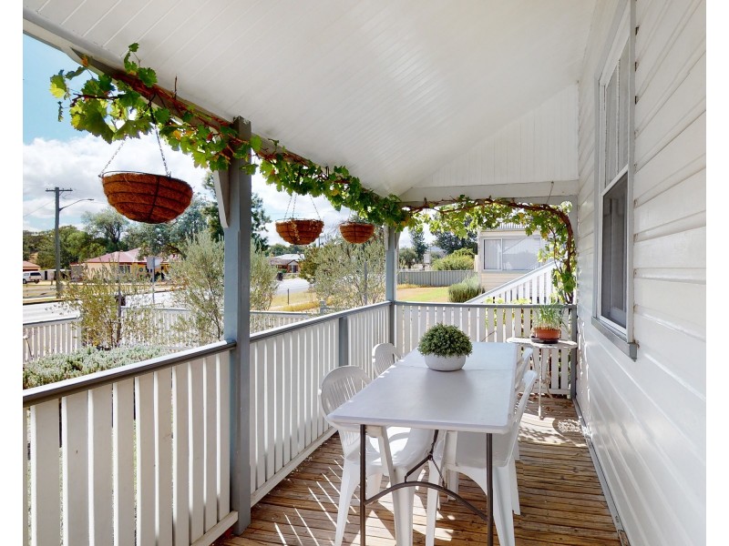 99 BETTINGTON STREET, Merriwa NSW 2329