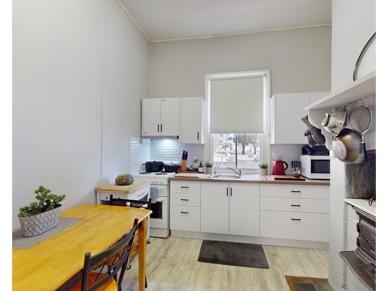 99 BETTINGTON STREET, Merriwa NSW 2329