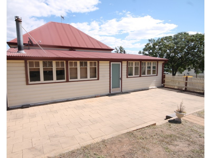 49-51 VENNACHER STREET, Merriwa NSW 2329